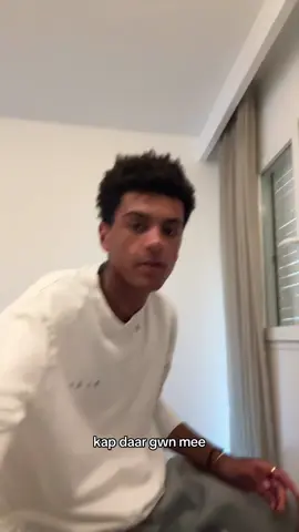 A post by @levivdb1 on TikTok caption: dus