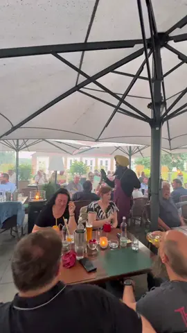 A post by @singh_laly_official on TikTok caption: Wir sind, wir sind ein Magdeburger Kind Heyy Adress📍:  Seilerweg 19,  39114 Magdeburg 📞0391 5632660 👨🏽‍💻 das-elb.de #fy #fype #fyp #viral #foryoupage #restaurant #chefs #kulinarisch #kulinertiktok #italian #indian #germany #bbq #meat #meatlovers #food #foodie #summer #2025 #hotel #singh #laly ##daselb #indianpalace #tiktokindia #views #grill #tandoori #oven #ovenbread #dinner #latenight #abend #buffet #essen #recipe #tiktok #food #foodtiktok #foodlover#magdeburg #gastronomiMagdeburg #hotelmagdeburg #essenmagdeburg #restaurantmagdeburg #magdeburg #magdeburgerkind 
