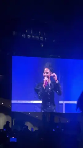 A post by @s3lkcub on TikTok caption: #mariahthescientist 
