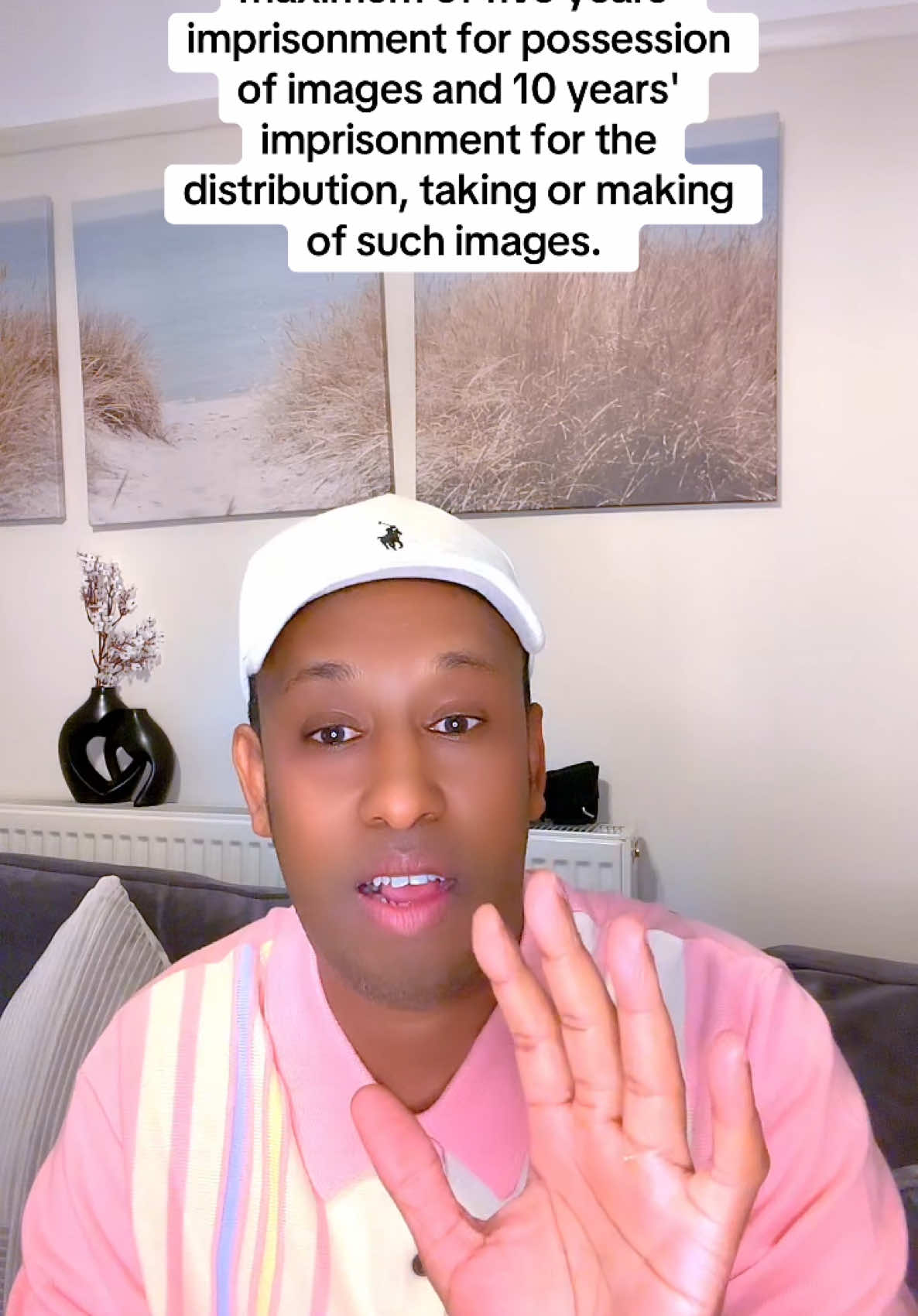 A post by @lawyermohamed35 on TikTok caption: #somalitiktok12 #somaliland #somalitiktok #somaligirls #somal #somalikenyan🇸🇴🇰🇪🔥👸 #hargeisa #jigjiga #somaligirl #somaliarmy #jigjiga_somali_galbeed #somaliethiopian #puntlander🇸🇱 #somaliatiktok #somalia #somaliuk #somalibridal #isliinairobi #somaliwayn🇸🇴🇸🇴🇸🇴 #mogadishu 