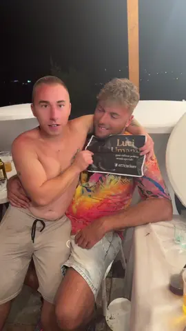 A post by @laluciumami1 on TikTok caption: #🇷🇴romania🇷🇴 #laluciumami🥵 