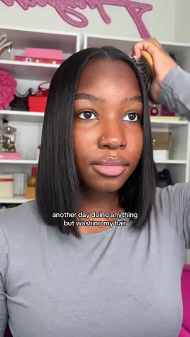 A post by @ on TikTok caption: It has always been so hard for me to let a good silk press go like do curls really look the best on dirty hair or are you just telling yourself that😫 Anyways I’m still on the hunt for a good hair curler so send me your recs🤭  #silkpress #curlinghair #shorthairstyles #grwm
