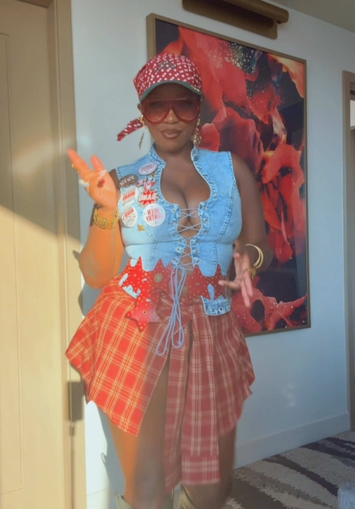 A post by @tookiedidit_ on TikTok caption: HA, 1..2..3..4.. SHE COMIN🔥 #tookiedidit #labraider #beyonce #cowboycarter #tookiedidit #labraider #fyp #labraids #braids #hair  #hairstyles #hairtransformation #hairgoals #braidstyles #braiders #braidedhairstyles #explorepage #trending #explore #blackbraider #bundles #clientreaction  #bantuknots #feedinbraids #dayinmylife #braidedbaldie #thebraidedbaldhead #braidedbaldhead #braiddesigns #bohobraids #bohoknotlessbraids