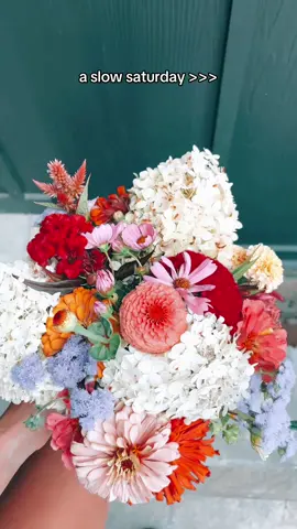 A post by @caseeyrichardsonn on TikTok caption: not too bad for my first ever bouquet that i picked myself #fyp #trending #relatable 