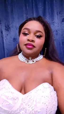 A post by @doucefleure on TikTok caption: #amour #gabon🇬🇦 #congolaise🇨🇩 #camerountiktok🇨🇲 #allemagne🇩🇪 #senegalaise_tik_tok #neuwchallenge #cotedivoire🇨🇮 #tiktokviral 