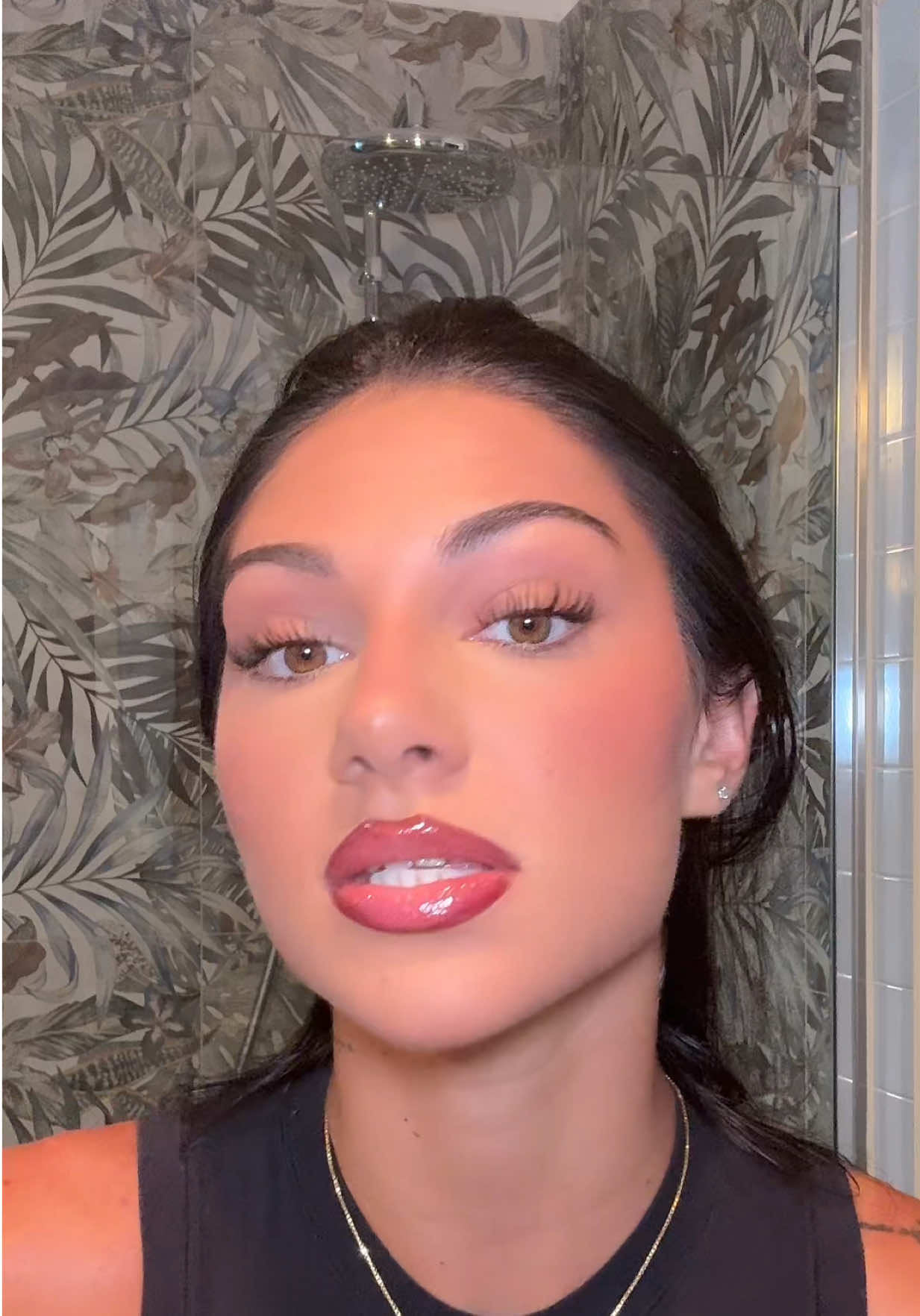 A post by @iolandadibattista on TikTok caption: Eccomi qui
