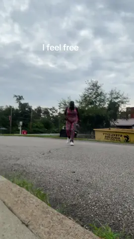 A post by @lessiemurray87 on TikTok caption: #fyp 