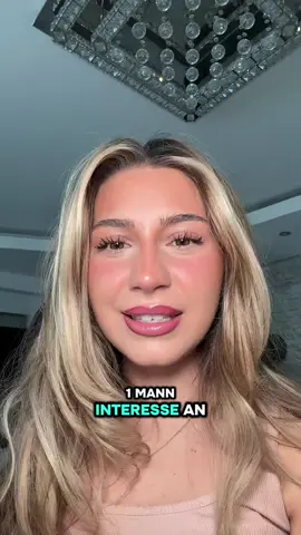 A post by @aleynaveyron on TikTok caption: Therapie with Alow 