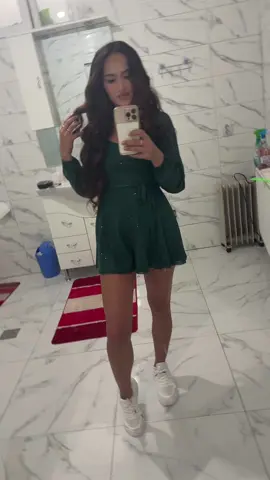 A post by @laluciumami1 on TikTok