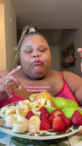 A post by @cekeyusjones on TikTok caption: #eatwithcekeyus 