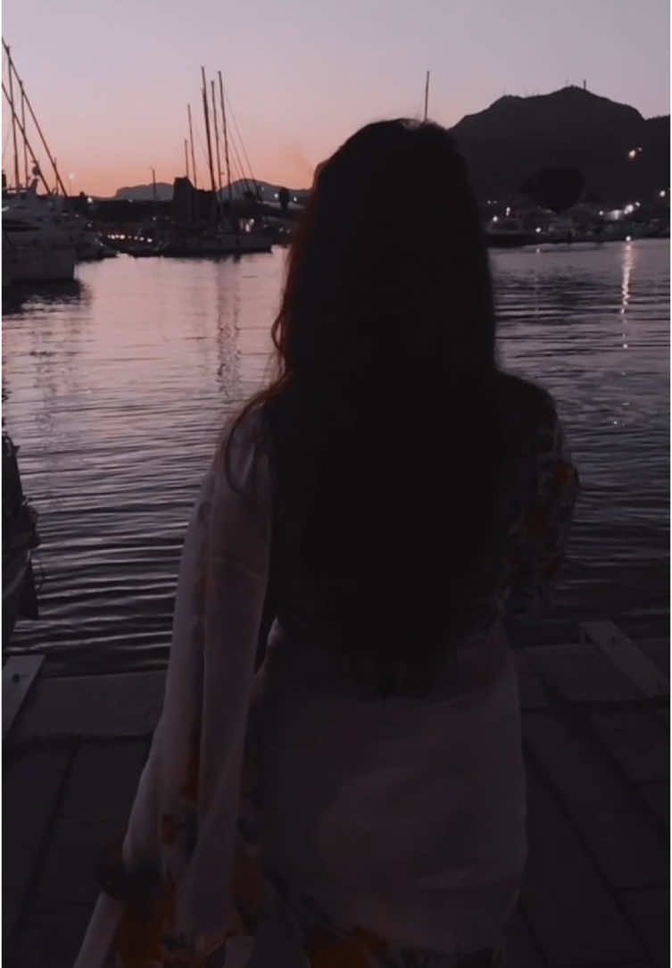 A post by @s.a.b.r.y0 on TikTok caption: #bangladeshi #🤍🕊️ #foryou #viral 