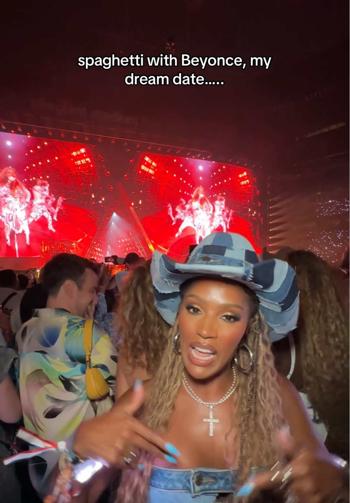 A post by @makeupshayla on TikTok caption: Spaghetti with Beyonce, my dream date….. #beyonce #cowboycarter #cowboycartertour #fyp 