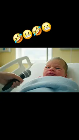 A post by @mihaelammanu on TikTok caption: #duet cu @robabetha #memestiktok #🤣🤣🤣 #🤪 