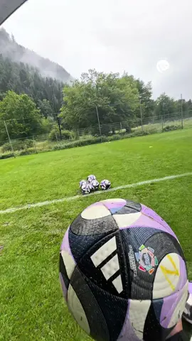 A post by @alnassr on TikTok caption: Another day, another session 👊 #AlNassr #النصر #SportsOnTikTok #fyp 