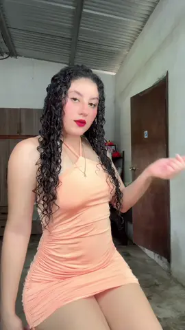 A post by @maricelaruizzoficial on TikTok caption: #buenamusica🎶 #jutiapaguatemala🇬🇹❤️🤠 #paratodoelmundo #jutiapaneca🤠♥️ 
