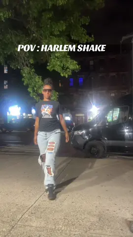 A post by @posdtatib on TikTok caption: #TATIB👑 #harlem #nyc #virał 