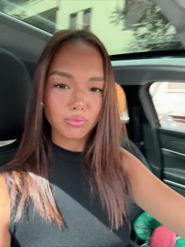 A post by @dolmalisaa_ on TikTok caption: 👀