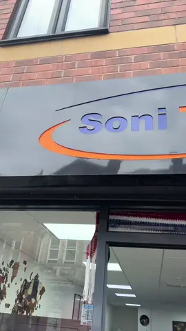 A post by @moussgambianke on TikTok caption: 😂😂😂😂 mandingka vs soninke @muhasisaymanding @Soni Transfer 