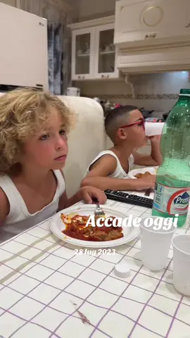 A post by @misterpellapazzofamily1 on TikTok caption: #accadeoggi 