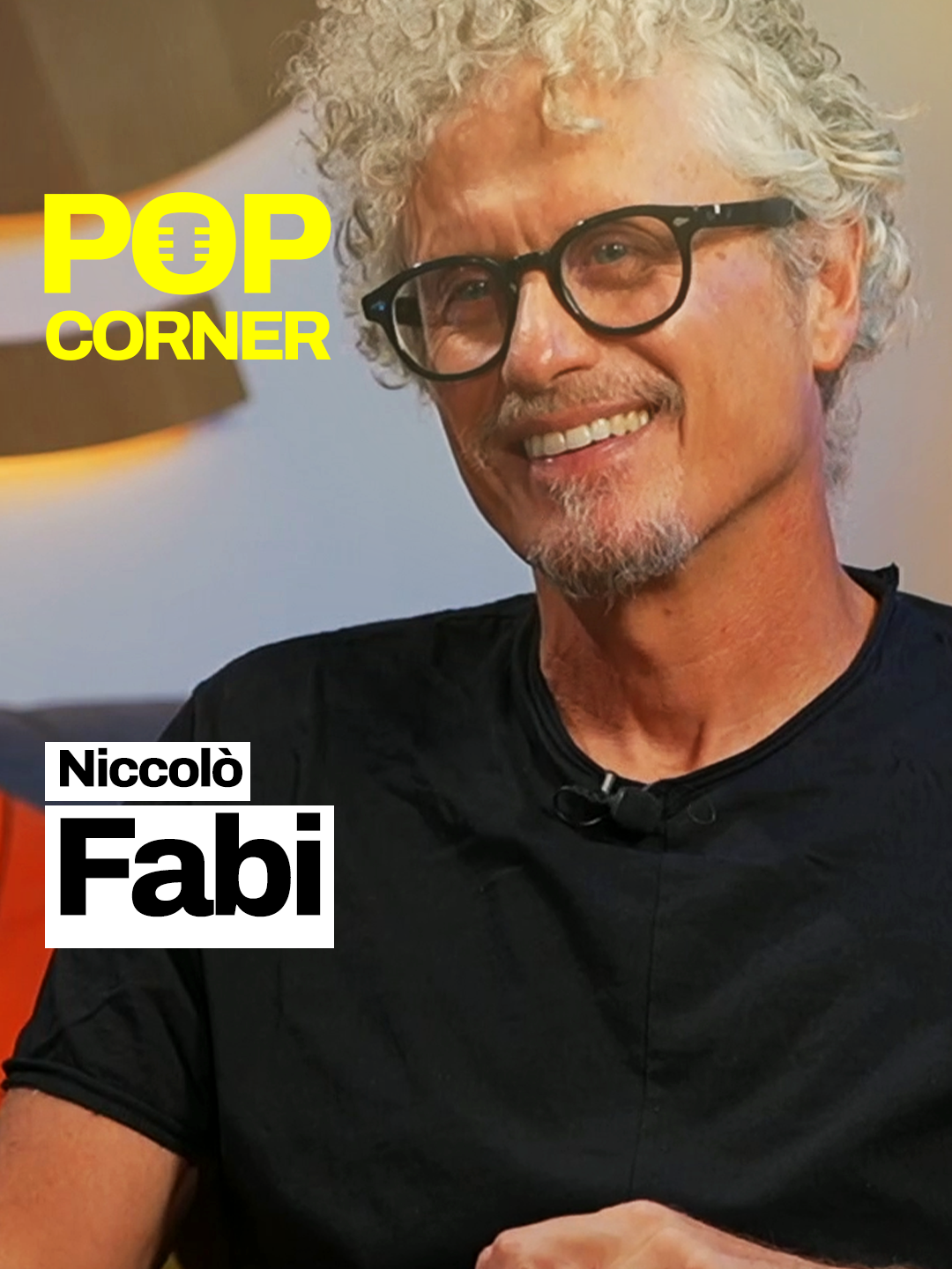 A post by @geopop on TikTok caption: Come nasce una canzone? E come si difendono la lentezza e la musica in un mondo che corre? In questa nuova puntata di Pop Corner, Niccolò Fabi ci regala una chiacchierata intima e profonda, dove la musica e la creatività incontrano la scienza. Trovate la versione integrale del video sul nostro canale YouTube! #geopop #popcorner #niccolofabi