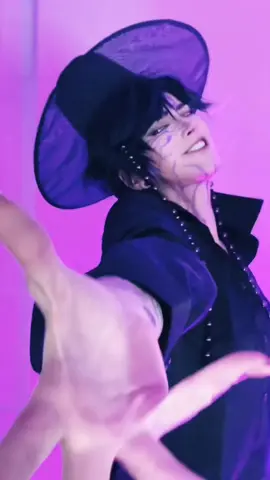 A post by @.ayoitslani on TikTok caption: Just a small one and not canon cause I suck at dancing and my body was realy hurting 😭 #jinu #kpopdemonhunters #Cosplay 