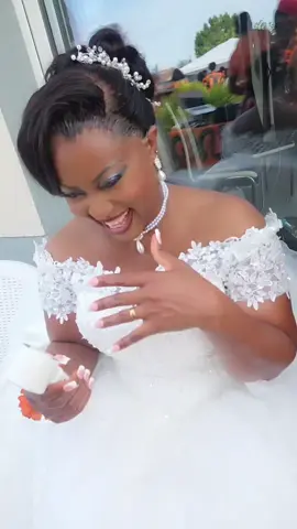 A post by @mirrysbell on TikTok caption: #pourtoi #foryou #🇨🇵🇨🇲 @Nathalie La Rose  # les filles je suis retournée dans foyer là encore