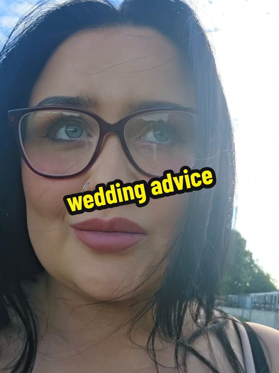 A post by @itslauranewman on TikTok caption: comment your best tips/advice below 🤭✨️❤️ #fyp #mumsoftiktok #2026bride #weddingplanning #comedy 