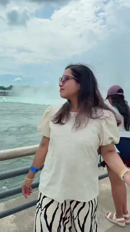 A post by @hasnachy_19 on TikTok caption: Don’t ask me if I’m shy?😃#viral #fyp