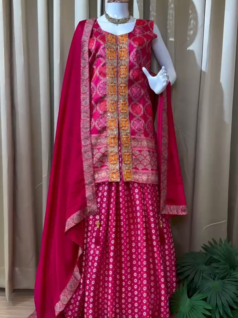 A post by @uksuits__collections1 on TikTok caption: +447404679080 order on WhatsApp #lehenga #longdress #anarkali #pakistanifashion #pakistanisuit 