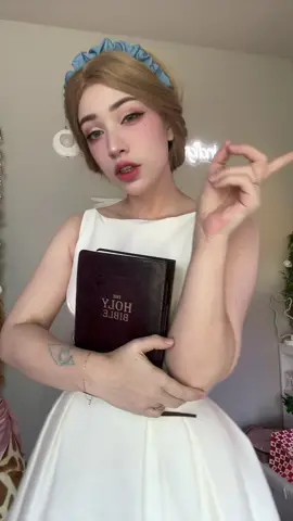 A post by @user12342069911 on TikTok caption: I’m too lazy to edit this 🙈 #tradwife #trap 