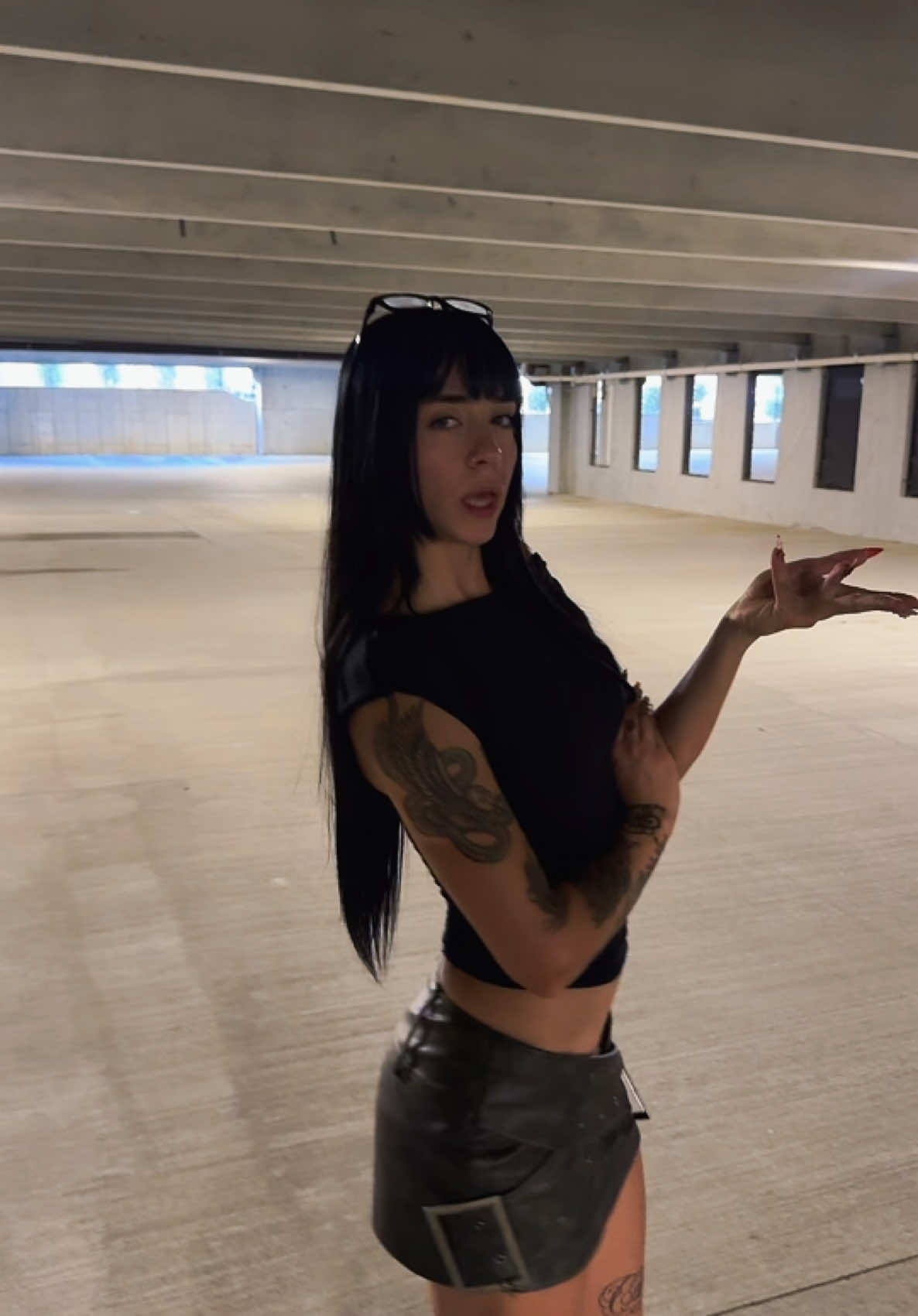 A post by @xqueenkalin on TikTok caption: isn’t it obvious 