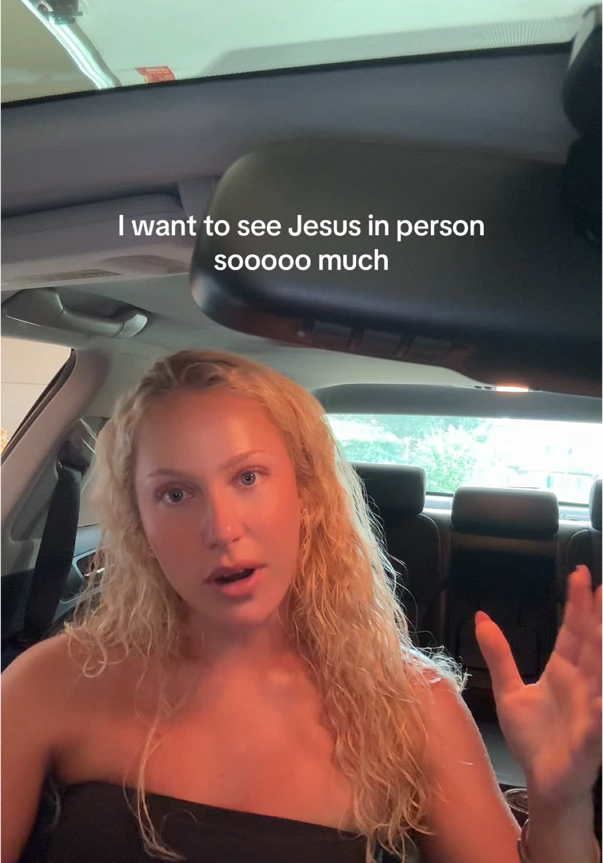 A post by @natalyatoryanski on TikTok caption: Plsssss appear in my living room Lord