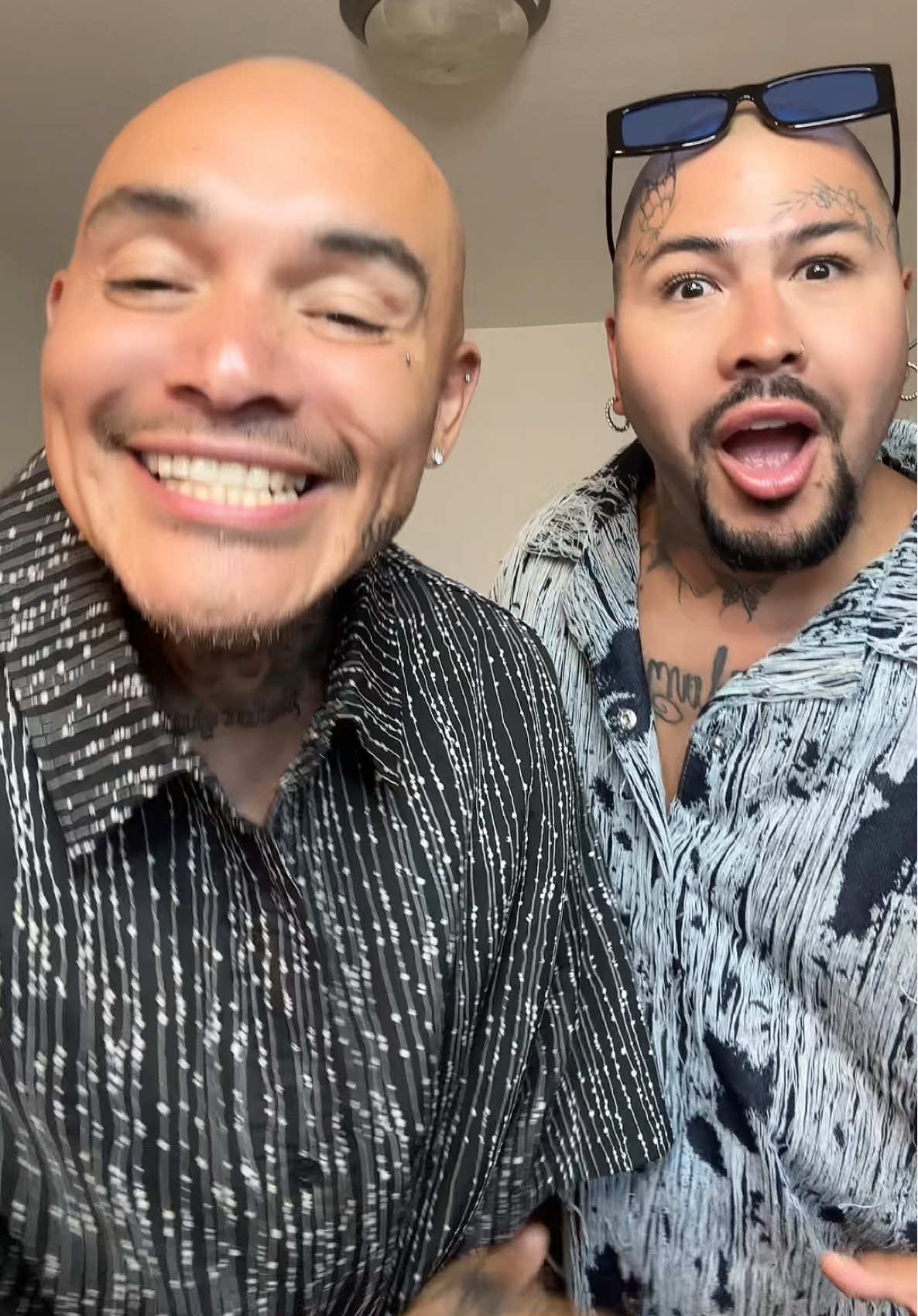 A post by @trinoxadam on TikTok caption: Manic Monday…..   #thebangels #fypシ  Fits @NovaMEN @Fashion Nova ……… #80s #80smusic #80sthrowback #fypシ゚viral #fy #4u #tiktok #fypシ゚ #la #fupシ #fup #fu #fp #4up #duo #losangeles #viralvideo #iconic #f #foryoupage #lipsync #legend #fyf #trinoxadam #latino #chicano #fyfy #mexican #xuhuong #parati #viral 