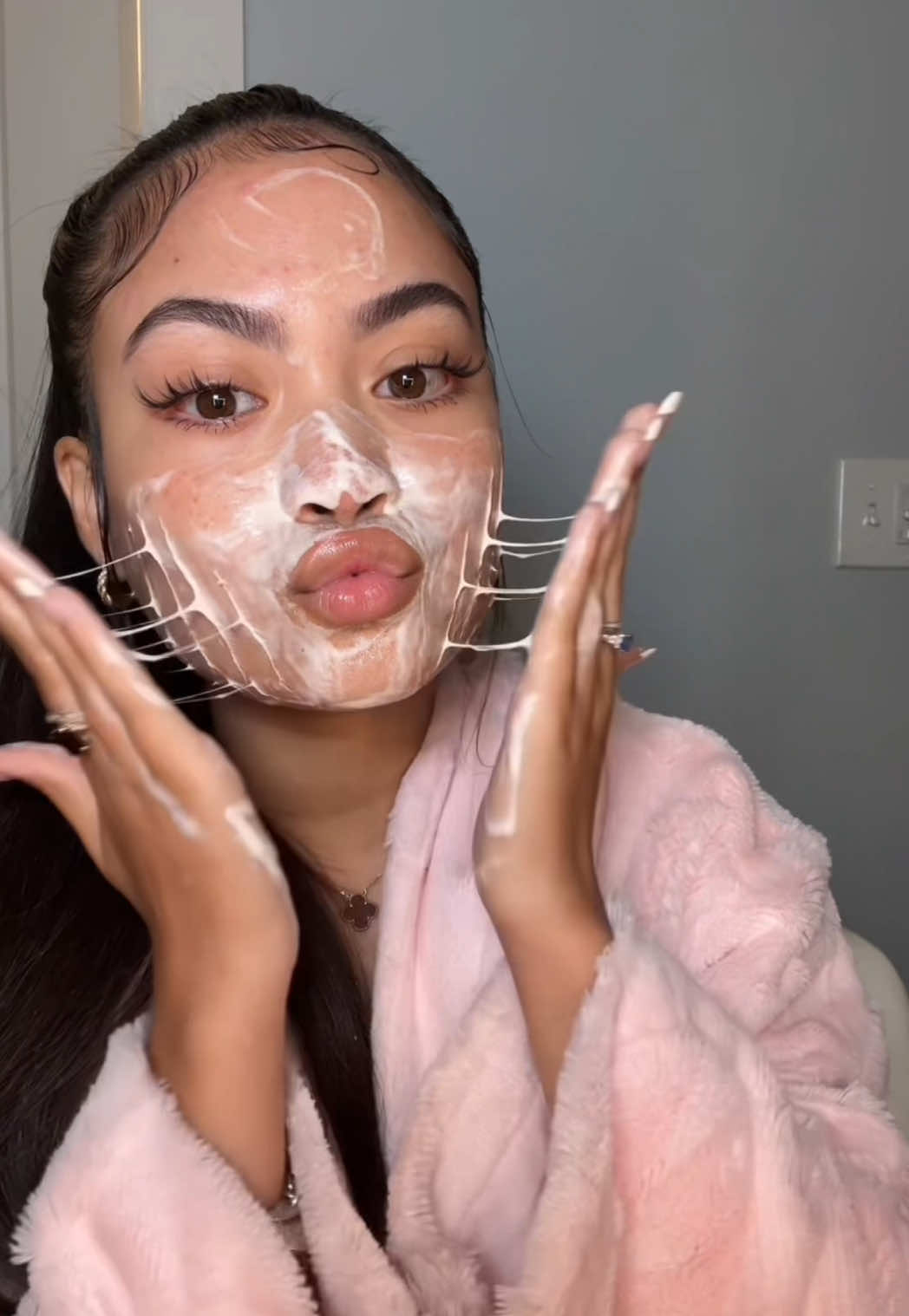 A post by @_vanessaanne on TikTok caption: Glass Skin Routine ✨😍😍with @anua_global  #anuarice #anuaricemask #anuaricetoner #anuaserum #anuariceserum #ulta #ultaskintok #sephora #milkytoner #koreanskincare #amazon #primeday #primeday2025