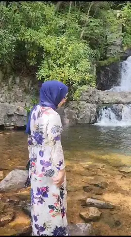 A post by @_mayahossain on TikTok caption: #fyp 