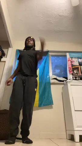 A post by @mrflawdaaa on TikTok caption: this fye🔥(dc:me) #fyp #floridadance #trending #viral 