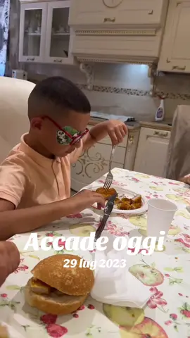 A post by @misterpellapazzofamily1 on TikTok caption: #accadeoggi 
