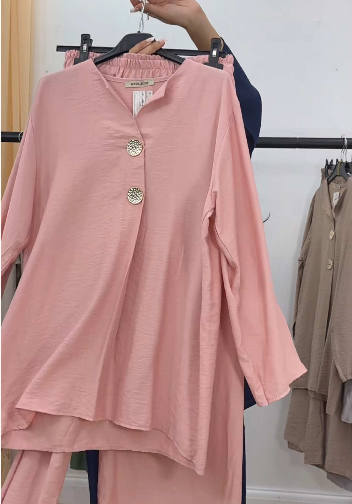 A post by @emlavish on TikTok caption: Girls join our live and get your products on discounted prices #fyp #tiktokmademebuyit #foryou #live #sale #tiktokshopping 