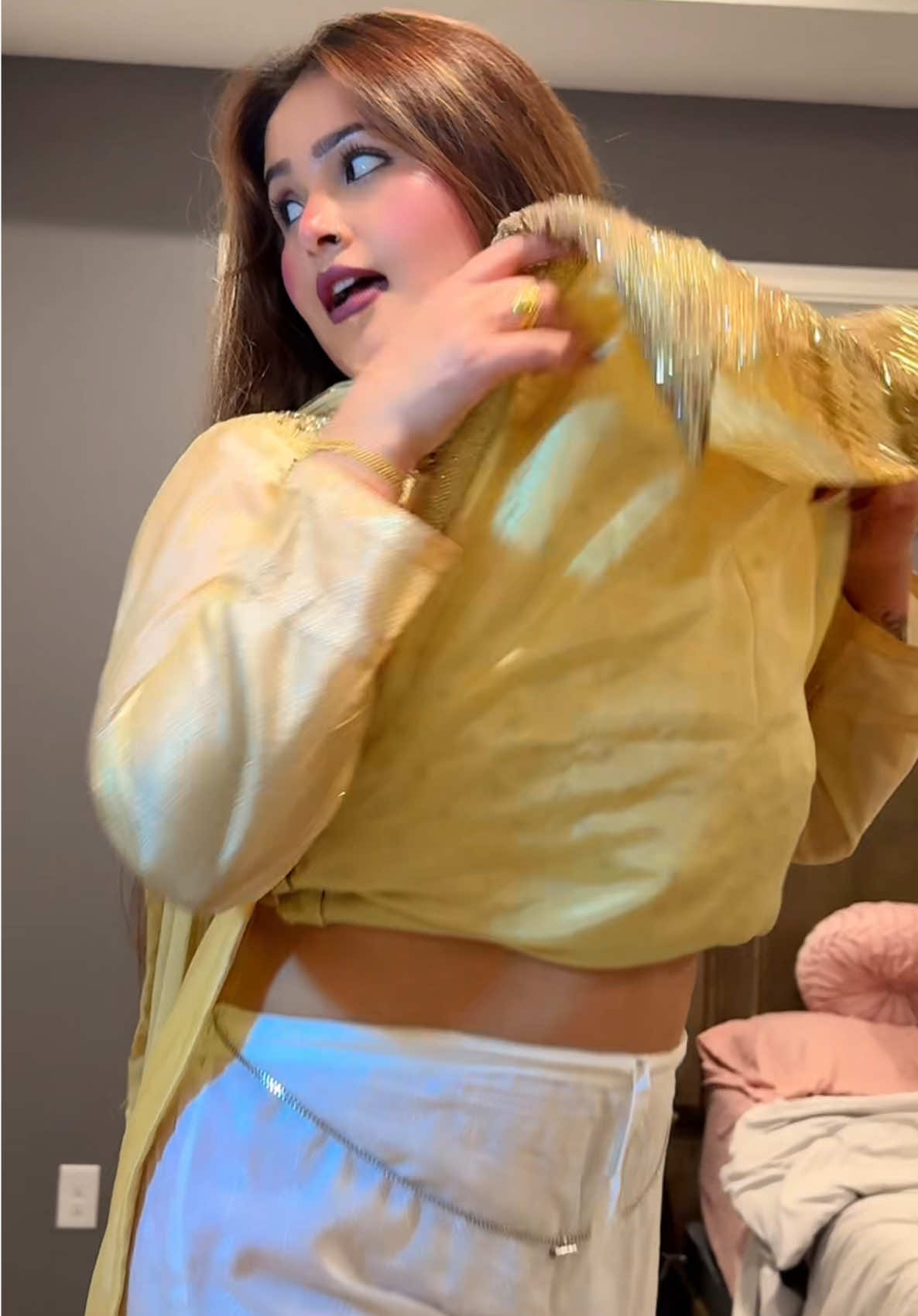 A post by @sapnabibak on TikTok caption: #sapnabibak#fyppppppppppppppppppppppp#viralvideosofficial❤️❤️🤩foryoupage#fypシ゚viral🖤tiktok☆♡🦋myvideo❤️❤️🥰🥰#fyp 