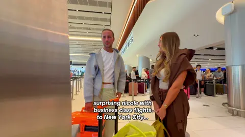 A post by @madebymitchell on TikTok caption: 24 HOURS IN THE BIG APPLE WITH MY WORK WIFE. 💁🏼 #madebymitchell #blursh #fyp #viral #aerlingus #flight #businessclass #travel 