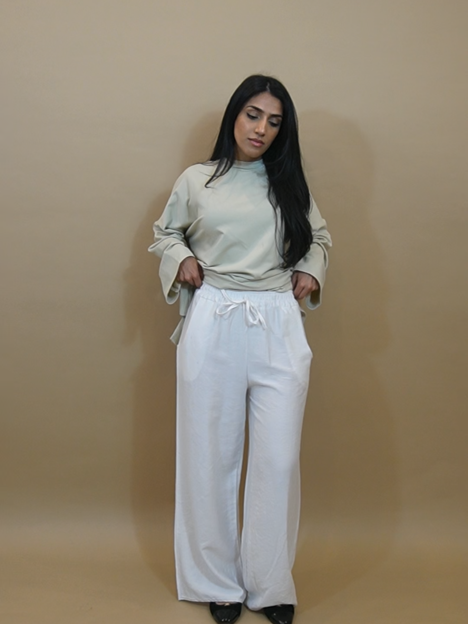 A post by @emlavish on TikTok caption: Comfy pick from our wardrobe💕 #emlavish #TikTokMadeMeBuyIt #SummerSale #emmodest #summersale #summerdeals #summerdiscount #summersales #livenow #tiktokshopuk #twopiece #Summer #summercollection #summerlooks #summeroutfits #summerfashion #foryourpages #dealdrops #dresses #skirts #modest #casual #holiday #daily #OOTDS #OOTD #grwm #dailyoutfit #foryou #fyp #fashiontiktok #FASHION