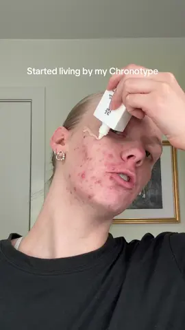 A post by @thatkaitysmith on TikTok caption: Love doing little health experiments on myself #chronotype #acne 