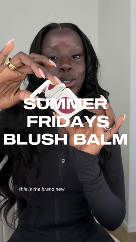 A post by @golloria on TikTok caption: the perfect everyday blush, this the kind of flush that looks like you’ve been minding your business and drinking water! @Summer Fridays is available @sephora ad