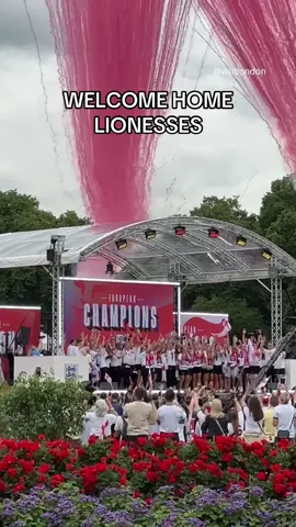 A post by @visitlondon on TikTok caption: What. A. Celebration!!! 🎉 Welcome home Lionesses, back-to-back European Champions🏆 Here’s just a snippet of the celebrations outside Buckingham Palace today. Drop a comment and let the team know how proud you are that they brought football home👏👇 #londonmakesitpossible #visitlondon #letsdolondon #london #lionesses #weuros2025 #football #womensfootball #winners #england #euro2025 #europeanchampionships #londontiktok #londontok #thingstodoinlondon #lionessesedit #lionessesforlife #themall #chloekelly #leahwilliamson 