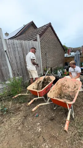 A post by @al_the_trowel on TikTok caption: #rhinobuild #bontools #fy #foryoupage #bon 