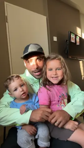 A post by @naderjindaouifussball on TikTok caption: 1. mal centerschock 