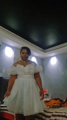 A post by @mirrysbell on TikTok caption: #pourtoi #foryou #🇨🇵🇨🇲 @Nathalie La Rose 