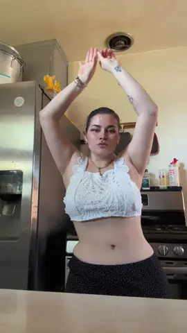 A post by @paolalooez5 on TikTok