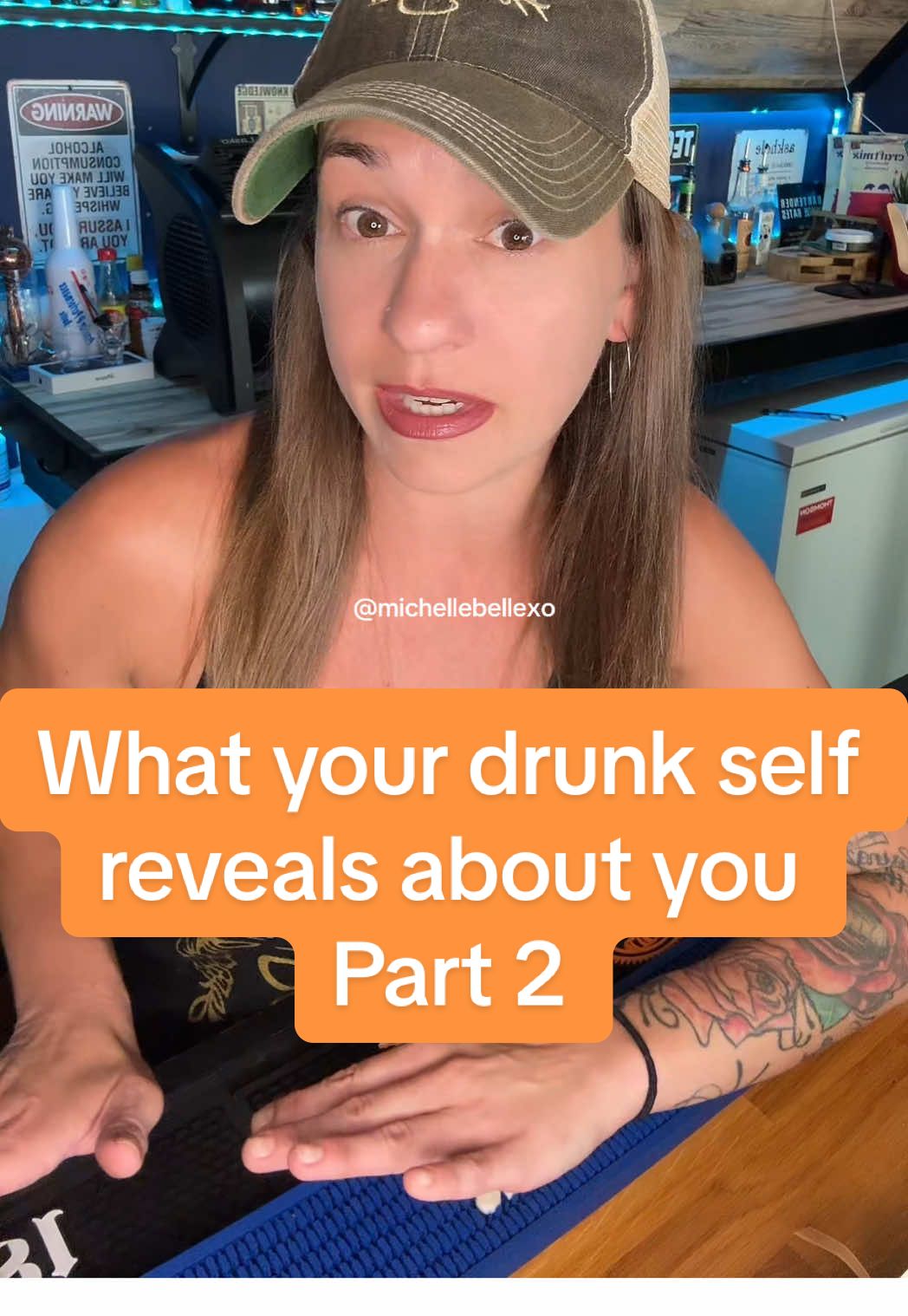 A post by @michellebellexo on TikTok caption: Replying to @jailynieves what your drunk self reveals about you in that moment when you’re sober #bartender #drunkpeople 