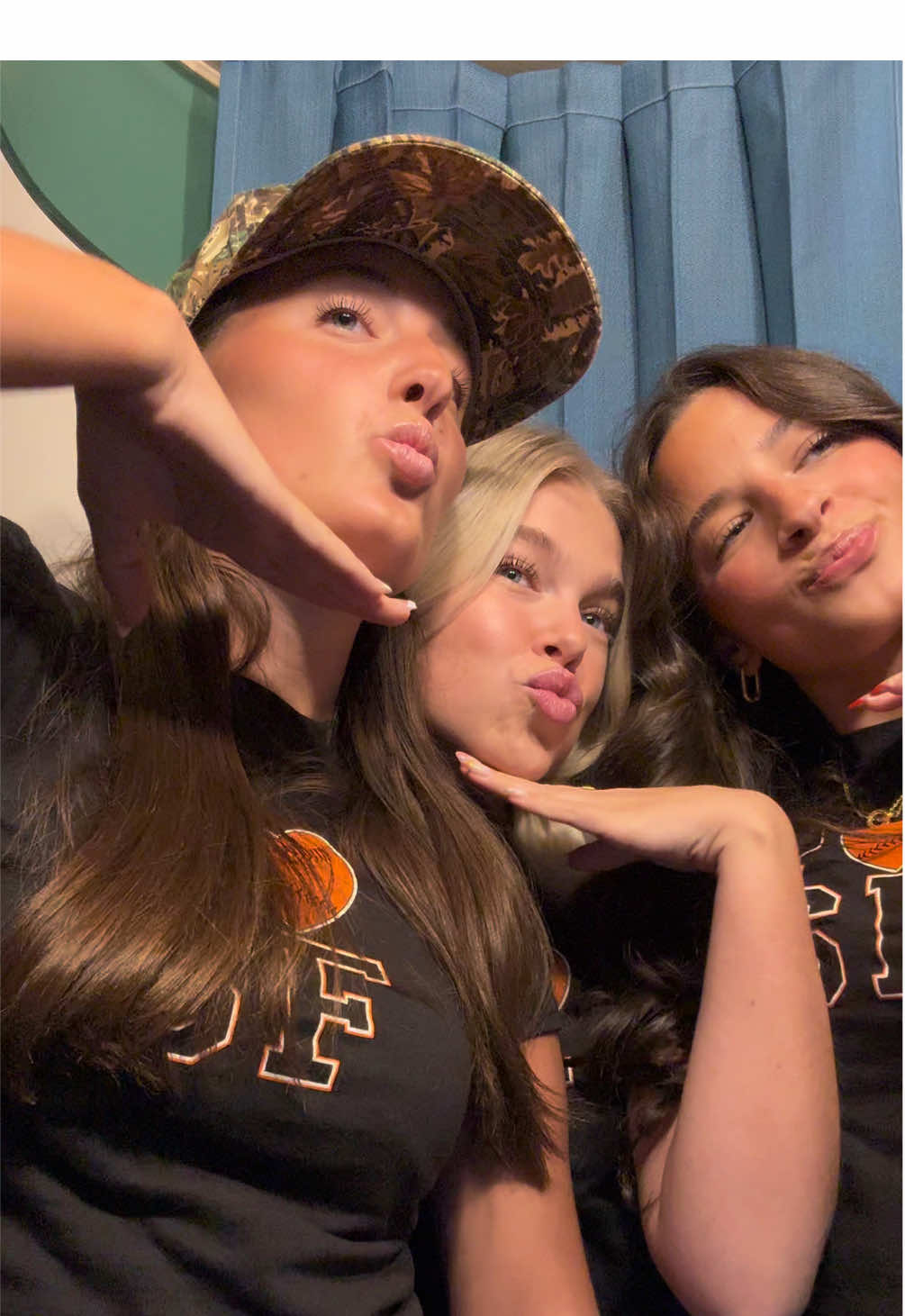 A post by @_kennedylyons on TikTok caption: 🤍🤍 @RACHEL FOSTER @ERIN WALL 